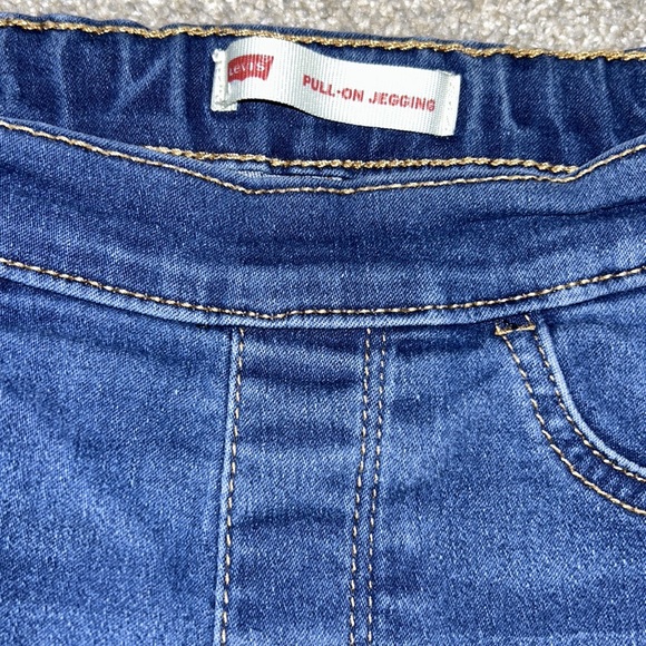 Girls Levi’s pull on skinny jeggings size 12 great condition adjustable waist - Picture 2 of 6